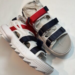 Size 8 Fila sandals